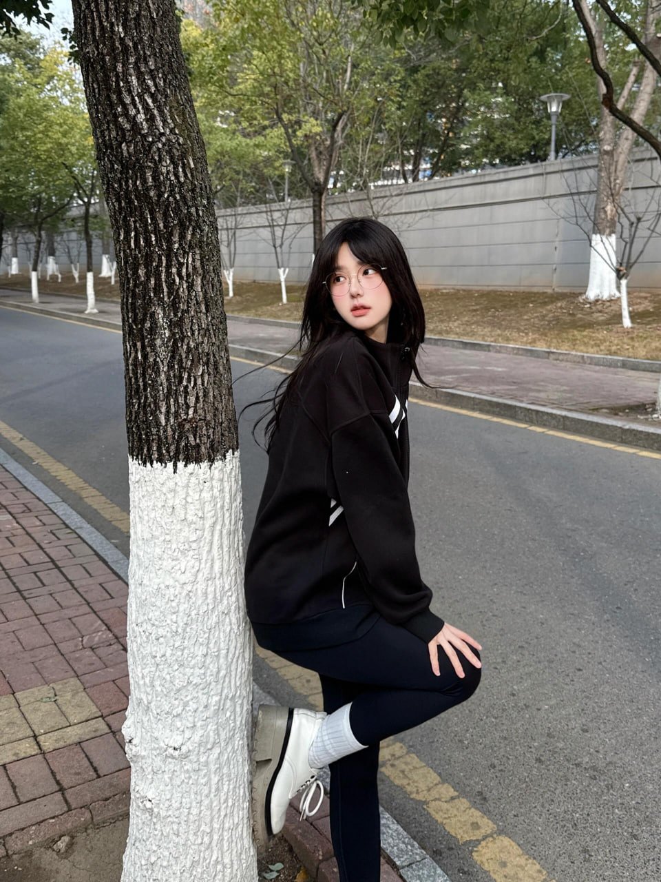 在茂名包养经历分享中探讨现代情感关系的复杂性与边界