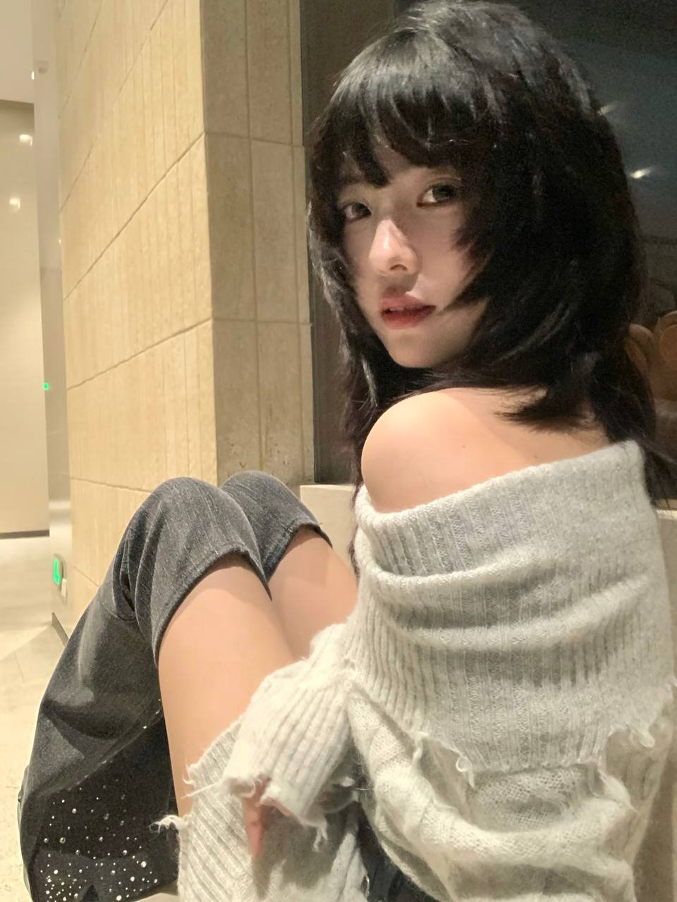 在包养关系中寻找自我价值与边界的旅程