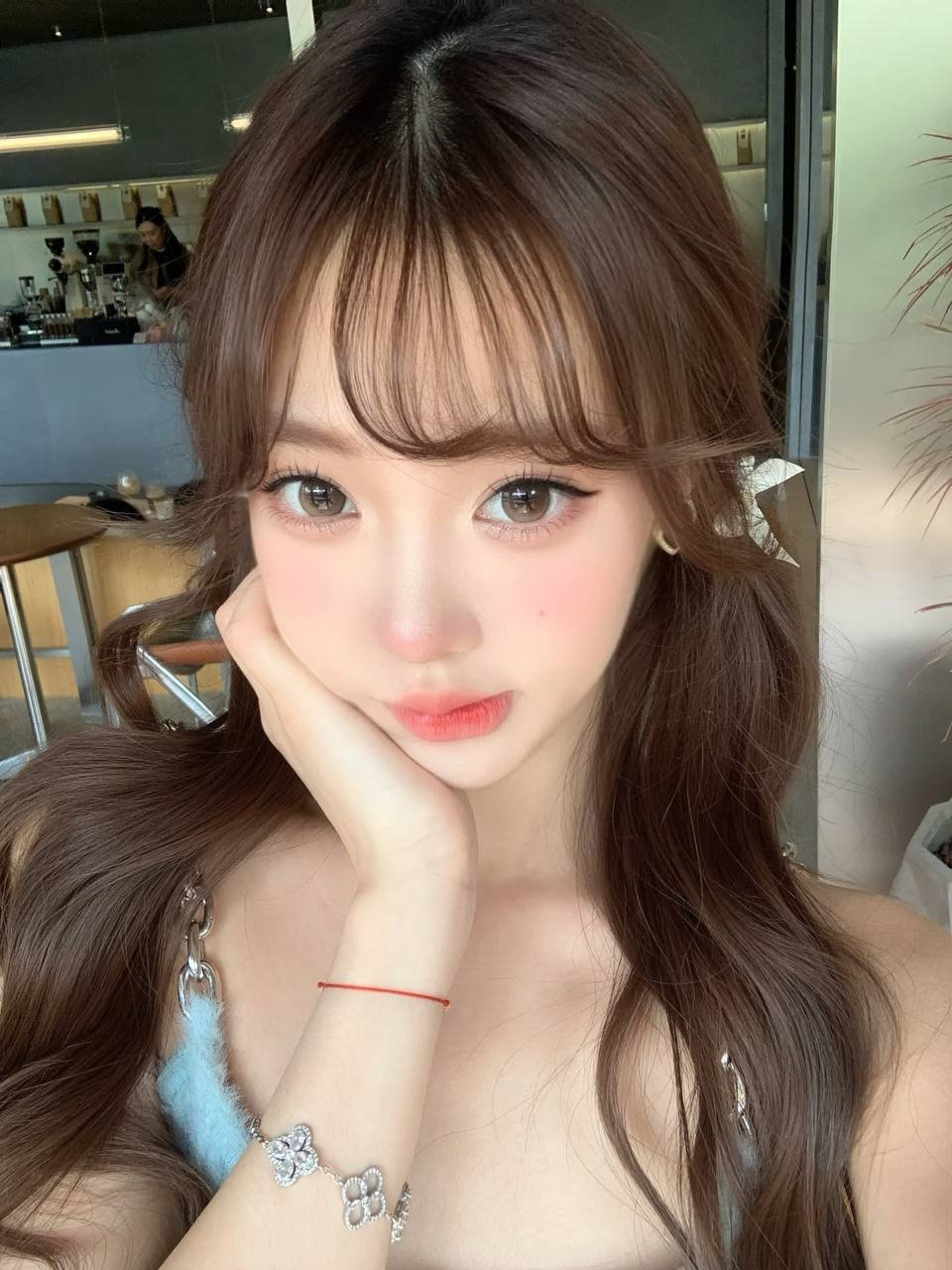 在包养关系中寻找自我价值的旅程