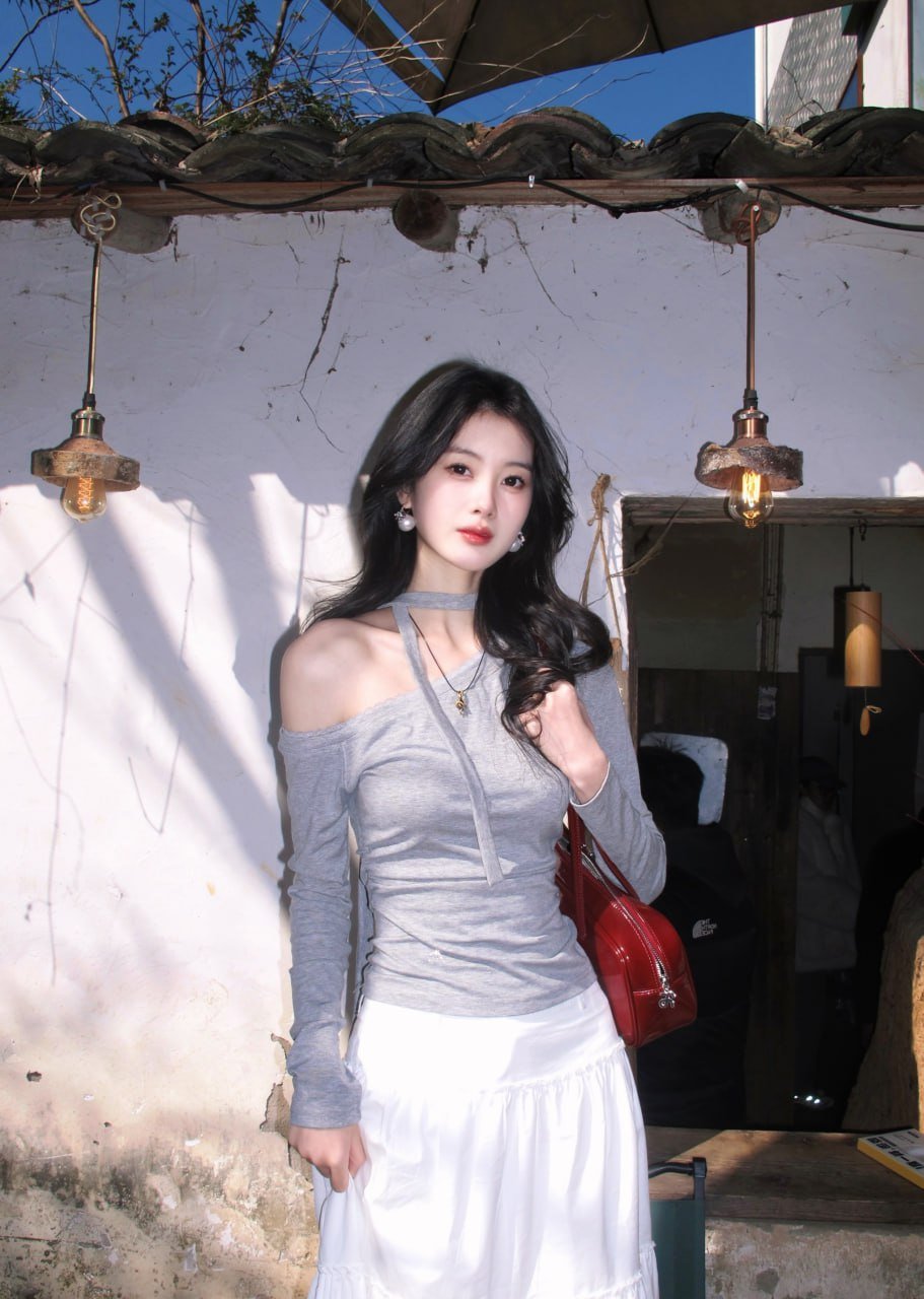 在都市生活的繁忙中寻找情感的温暖与包养的边界