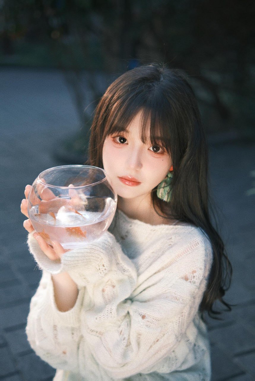 探秘全国包养生态：从金主爸爸圈子到女大学生价目表的背后故事