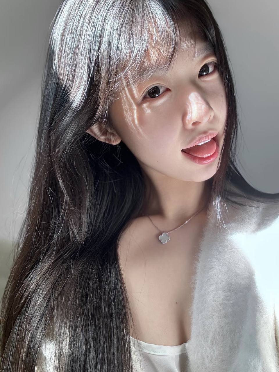 在包养甜美女孩的背后，我们看到了怎样的自由选择与情感陪伴