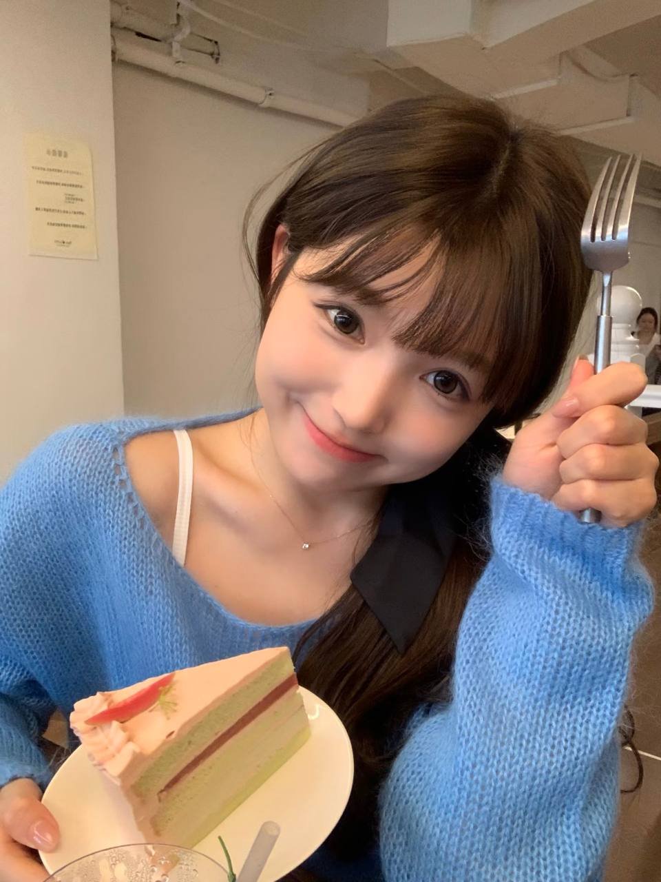 在铜仁的山水间，探索高端包养的情感迷雾