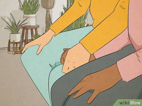 Step 4 Ask your girlfriend for reassurance or help.