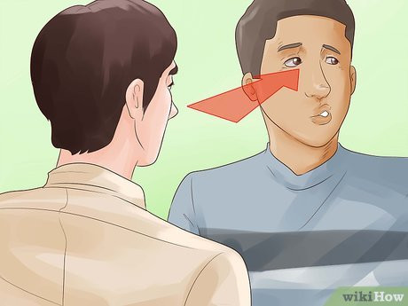 Step 1 Pay attention to their eyes.