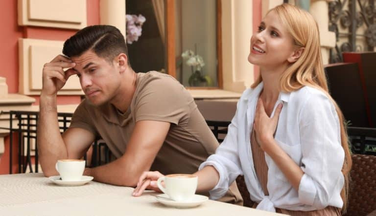 我该和女朋友分手吗？何时分手、原因及43个分手信号