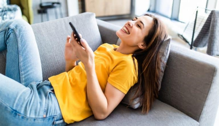 17种让女生回复你短信的迷人方法，绝不让她感到烦躁