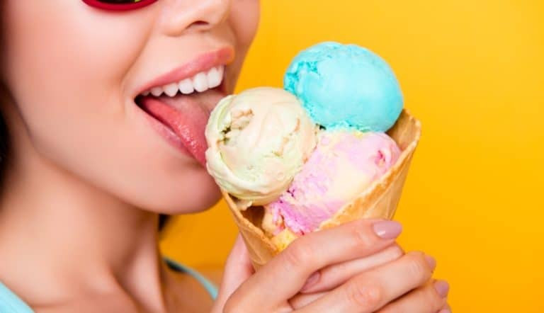 31个迹象表明你的妻子可能是隐藏的双性恋或女同性恋