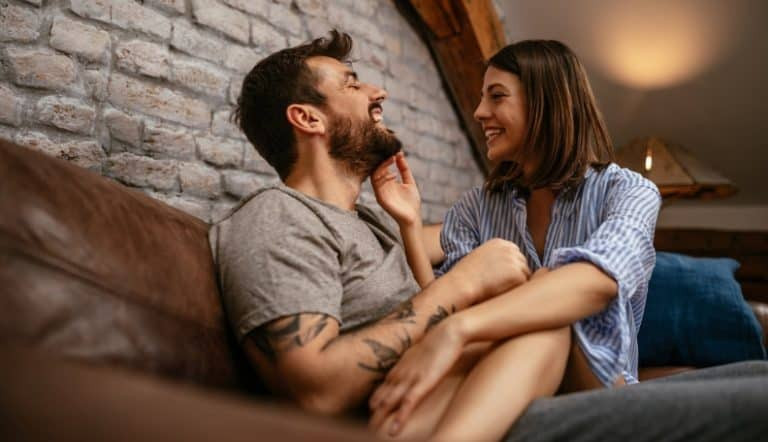 90个深度问题，让你的女友感受到被理解与亲密